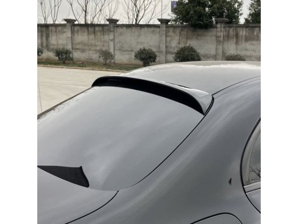 Αεροτομή πίσω παρμπρίζ για Mercedes W213 E-class (2016+) - μαύρη γυαλιστερή