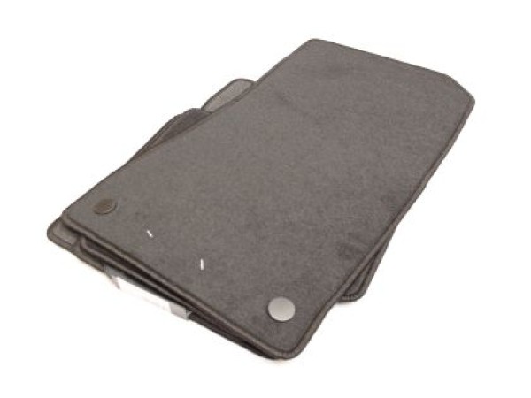 Πατάκια μοκέτα Petex για Mercedes W211 / W219 CLS (2002-2009) - 4τμχ.