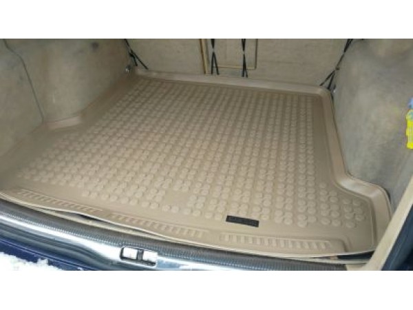 Πατάκι για πορτ - μπαγκάζ λαστιχένιο για Passat B5 combi (1996-2005) - μπεζ - 1τμχ.