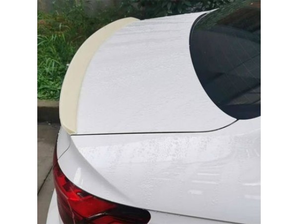 Αεροτομή πορτ μπαγκάζ για Audi A4 B9 (2019+) S4 Style - μαύρη γυαλιστερή