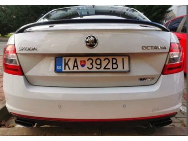Αεροτομή πορτ μπαγκάζ για Skoda Octavia (2015-2017) RS Style - μαύρη γυαλιστερή