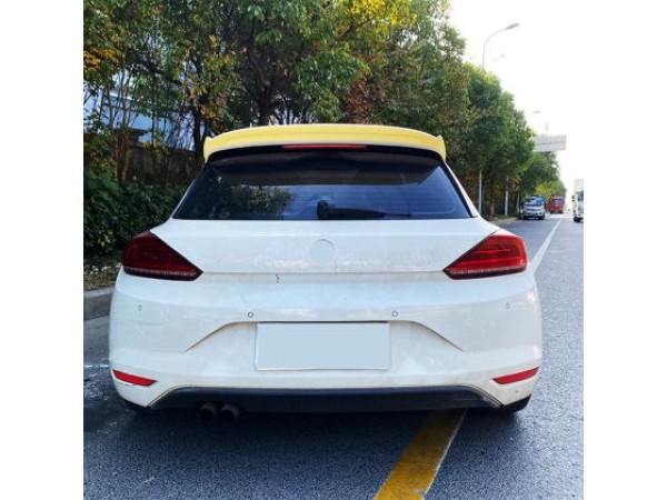 Αεροτομή οροφής για Volkswagen Scirocco (2015-2017)- μαύρη γυαλιστερή