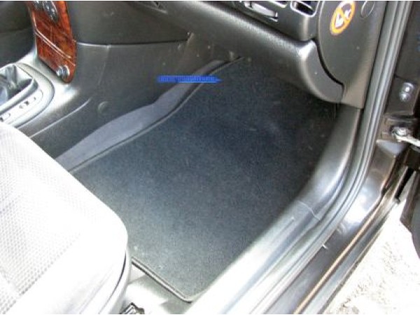 Πατάκια μοκέτα Petex για Opel Vectra B (1996-2002) - 4τμχ. Πατάκια μοκέτα Petex για Opel Vectra B (1996-2002) - 4τμχ.