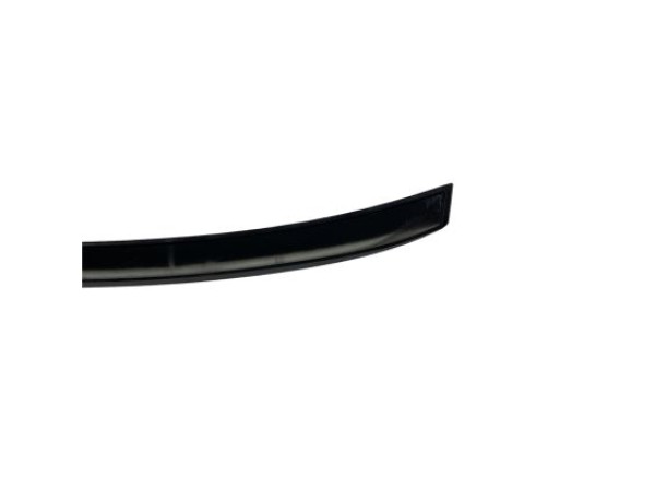 Αεροτομή πορτ μπαγκάζ για Volkswagen Jetta (2006-2012) - μαύρη γυαλιστερή