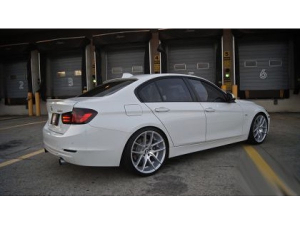 Αεροτομή πορτ - μπαγκάζ για BMW F30 (2011+) - M pack