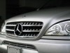 Μάσκα για Mercedes ML W163 (W164 design) (1998-2005) -μαύρη με πλαίσιο χρωμίου