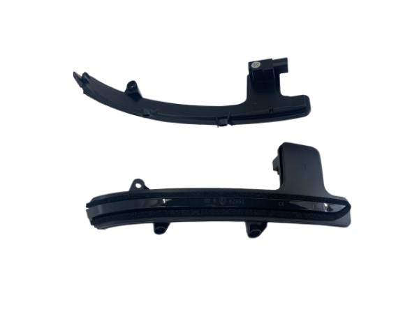 Τρεχούμενα led φλας για καθρέφτες για Mazda CX-5, CX-8, CX-9 (2017+) - φιμέ με τρεχούμενο φλας - σετ 2τμχ.