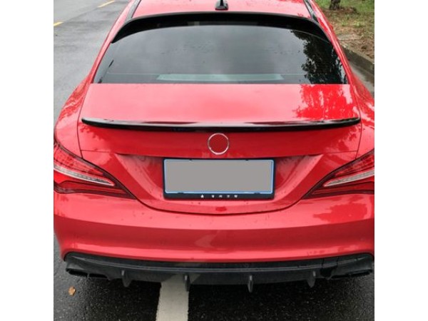 Αεροτομή πορτ μπαγκάζ για Mercedes W117 CLA (2013-2019) - μαύρη γυαλιστερή
