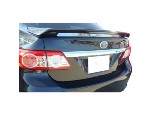 Αεροτομή πορτ μπαγκάζ για Toyota Corolla (2008-2012) - μαύρη γυαλιστερή