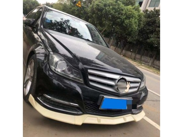 Spoiler εμπρός προφυλακτήρα για Mercedes W204 C-class (2007-2013)- μαύρо γυαλιστερό