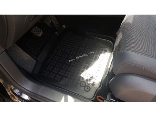 Λαστιχένια πατάκια Rezaw-Plast για VW Golf 5 και 6 / VW Jetta / Seat Leon και Toledo (2004-212) / VW Scirocco / Skoda Octavia 2 (2004-2013) - τύπου σκαφάκι - 4τμχ.