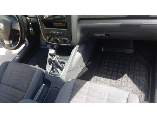 Λαστιχένια πατάκια Rezaw-Plast για VW Golf 5 και 6 / VW Jetta / Seat Leon και Toledo (2004-212) / VW Scirocco / Skoda Octavia 2 (2004-2013) - τύπου σκαφάκι - 4τμχ.