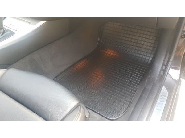 Λαστιχένια πατάκια Petex για BMW σειρά 3 E90 / E91 / E92 (2005-2013) - 4τμχ.