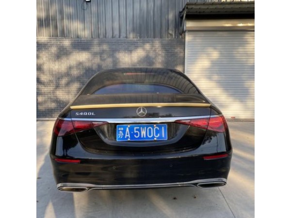 Αεροτομή πορτ μπαγκάζ για Mercedes W223 S-Class (2021+) - μαύρη γυαλιστερή