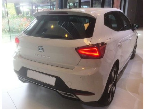 Αεροτομή οροφής για Seat Ibiza (2017-2020) - μαύρη γυαλιστερή