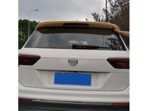 Αεροτομή οροφής για Volkswagen Tiguan (2019+)- μαύρη γυαλιστερή