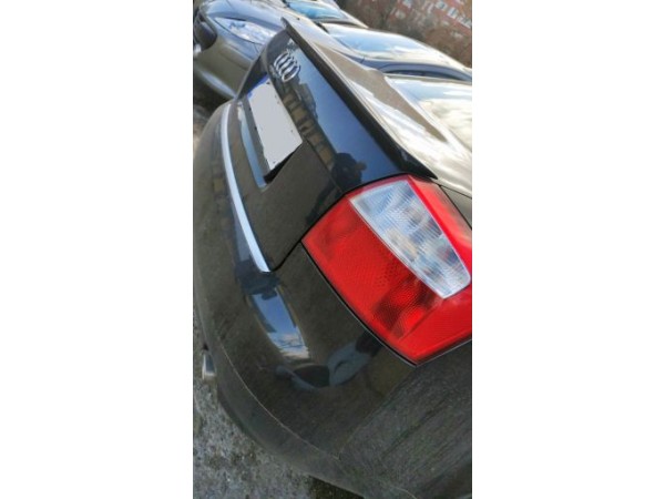 Αεροτομή πορτ - μπαγκάζ για Audi A4 B6 sedan (2001-2004)
