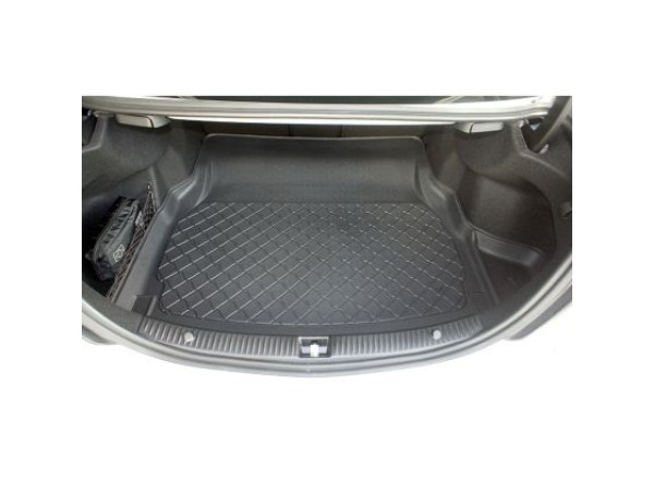 Πατάκι λαστιχένιο για πορτ - μπαγκάζ για Mercedes C W 205 Sedan (2014+) back seat leaning forward (foldable); right wing removable for models with net - Guardliner - 1τμχ.