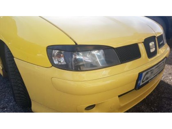 Φρυδάκια φαναριών για Seat Ibiza (1999-2002)