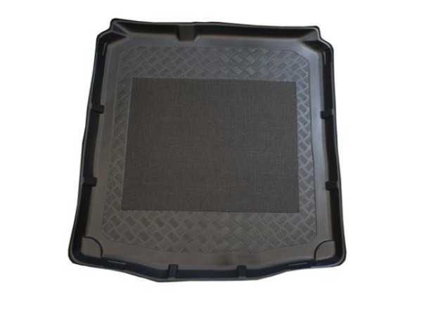 Πατάκι για πορτ - μπαγκάζ για Volkswagen Jetta (1K) / Jetta (NCS) Sedan 2005-2011 / 1.2011- without left and right wing - Aristar Standard - 1τμχ.